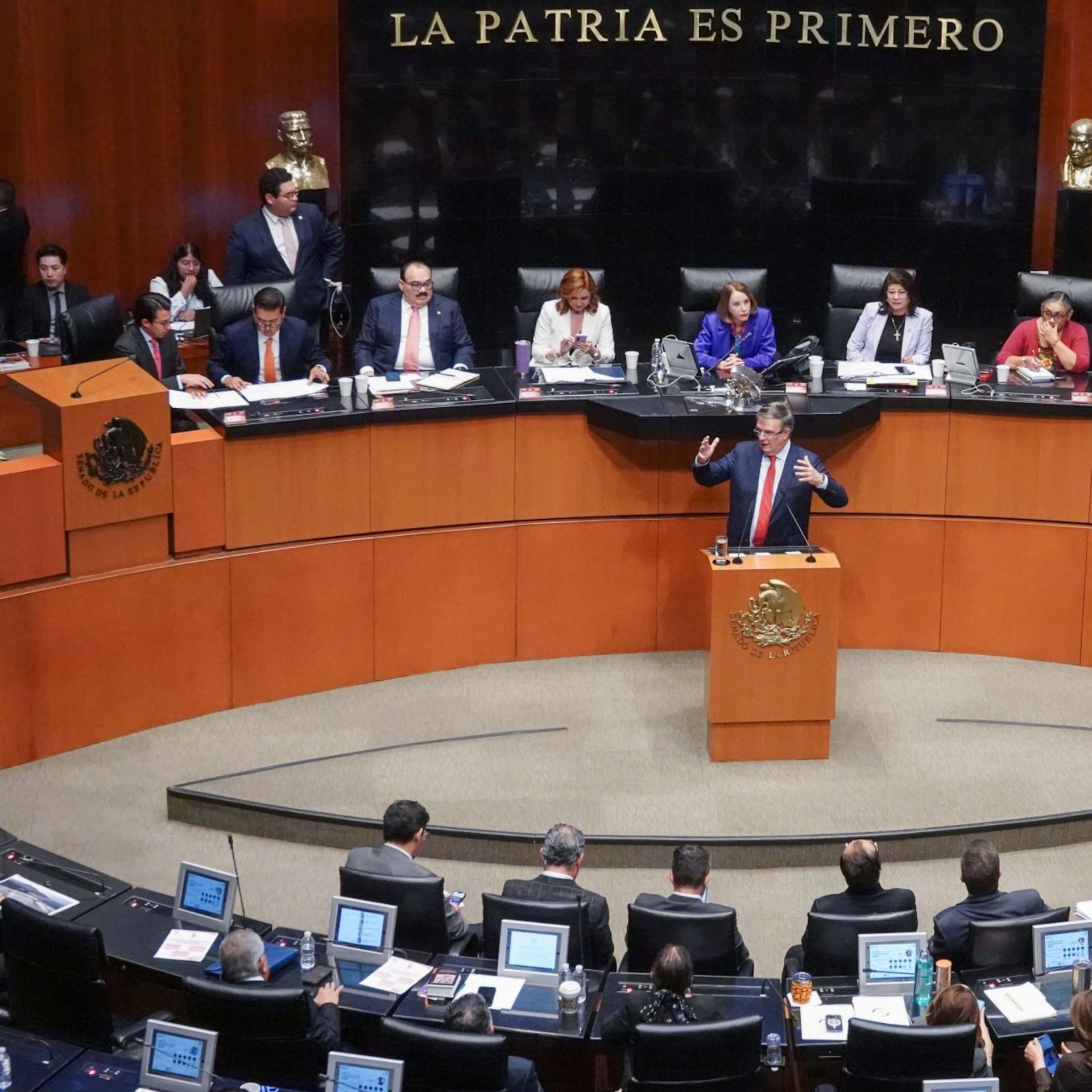 Senado podrá aprobar reformas a la Constitución desde home office