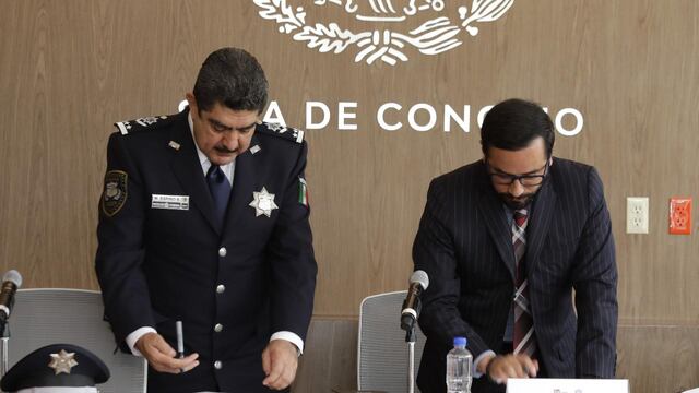 Manuel Espino y Víctor Hugo Romo.