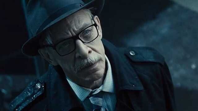 J. K. Simmons Comisionado Gordon