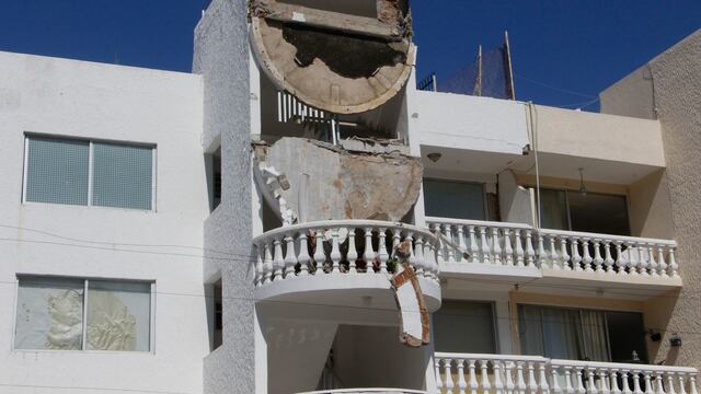 Edificio en Acapulco tras el sismo del 7 de septiembre