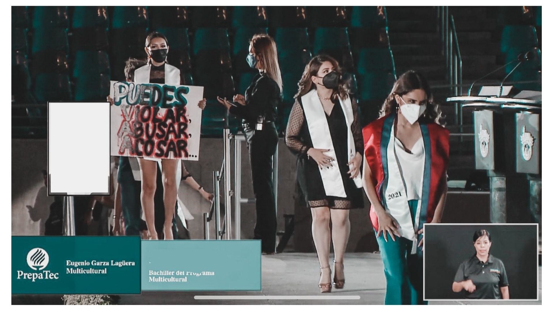 Alumna protesta por violencia en el Tec