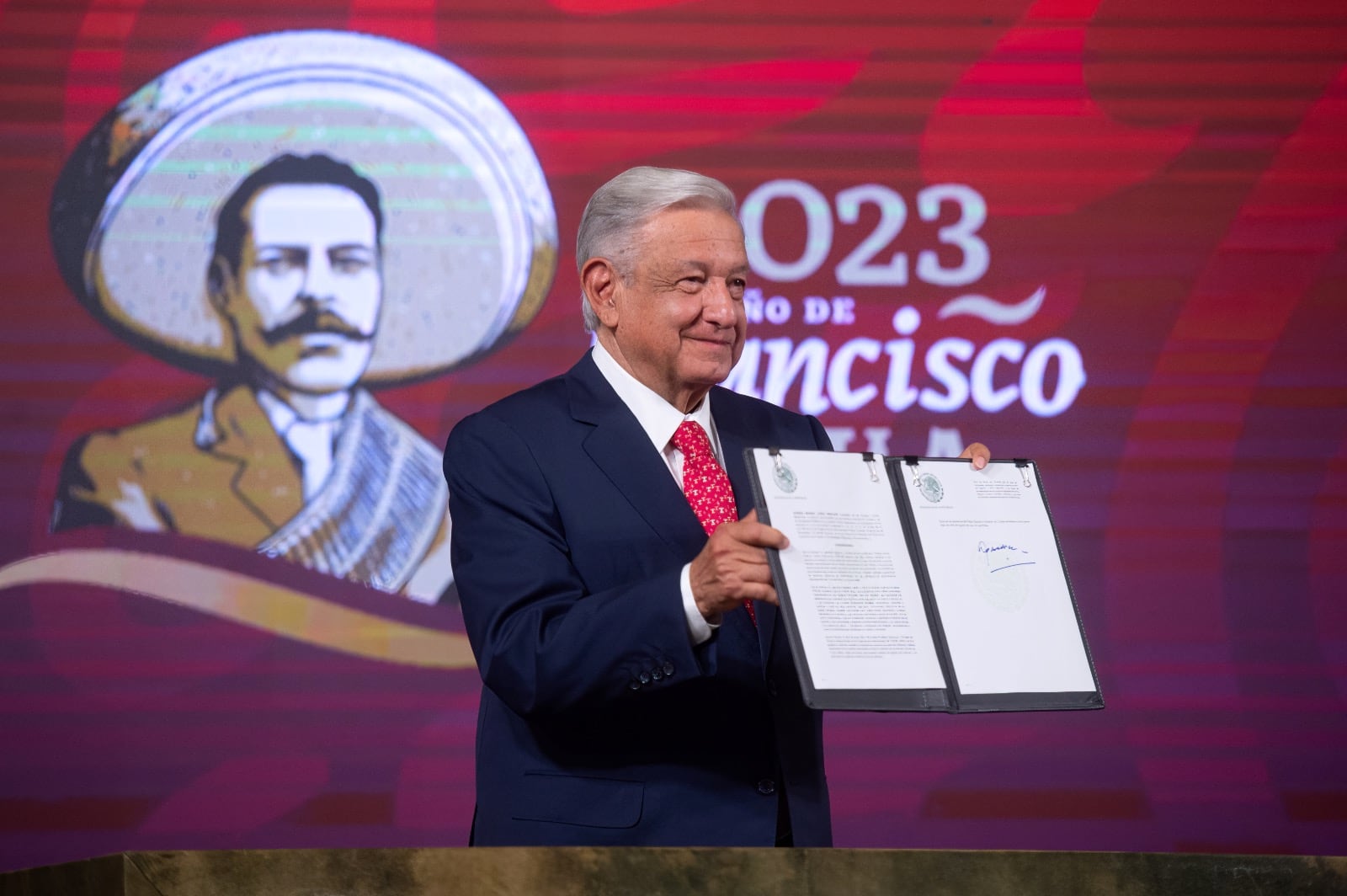 AMLO