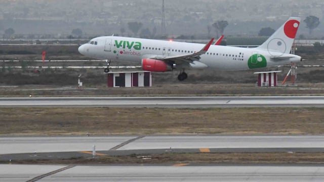 Vuelo de Viva Aerobús en el AIFA