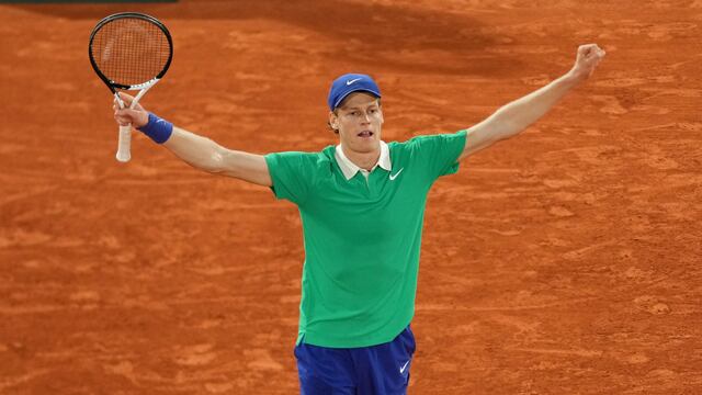 Jannik Sinner vs Carlos Alcaraz: Fecha, horario y dónde ver la final varonil de Roland Garros 2025