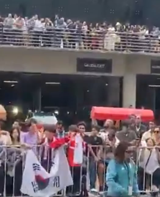 Aficionados reciben a Corea en Guadalajara