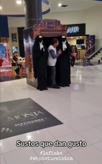 Lo asustan antes de ver La Monja 2