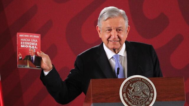 AMLO presenta Hacia una economía moral