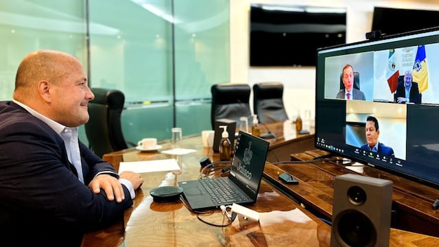 Enrique Alfaro platicó con Emilio Butragueño por el Mundial 2026