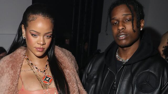 Rihanna embarazada, ASAP Rocky y su bebé protagonizan la portada de Vogue