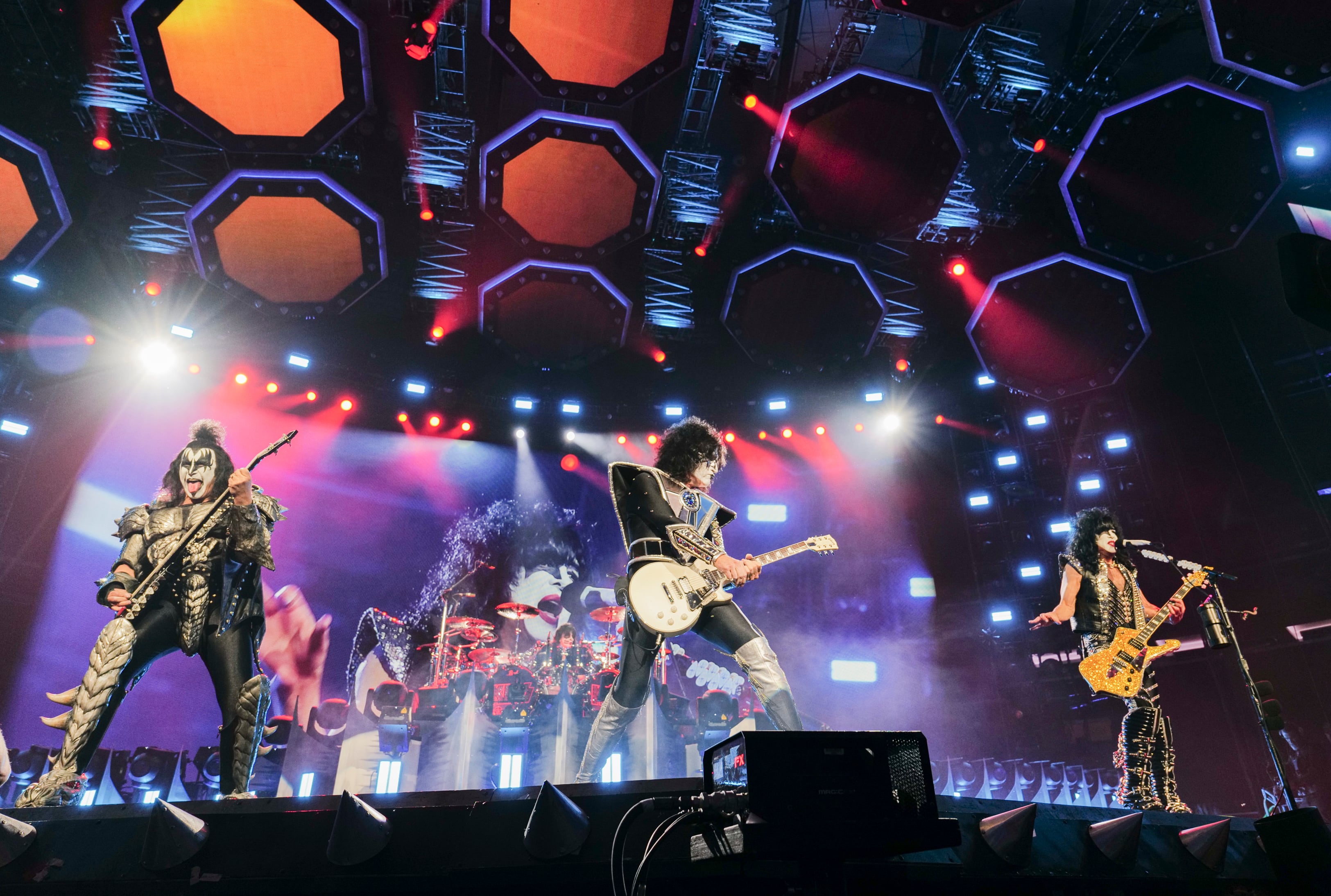 Último concierto de Kiss donde anunciaron sus avatares virtuales