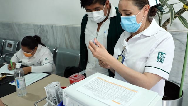 Jornada de vacunación contra Covid-19 e influenza en México