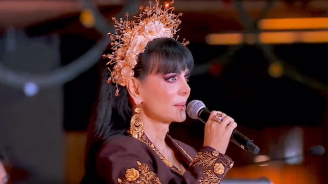 Maribel Guardia le canta a la Virgen de Guadalupe por Julián Figueroa