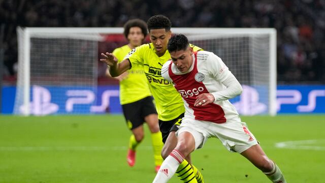 Edson Álvarez en el Ajax (Foto: AP)
