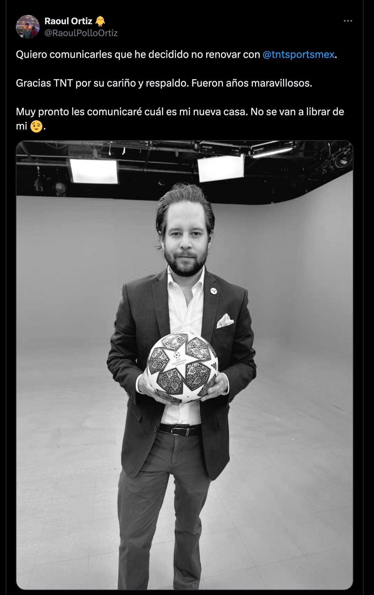 Raoul Ortiz sale de TNT Sports.