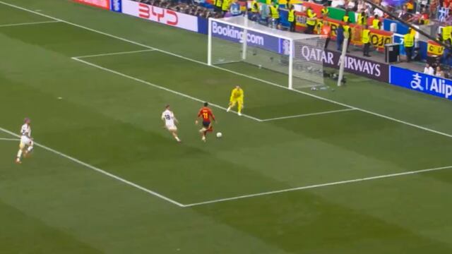 Manolo Lama insultó a Ferran Torres por fallar el gol