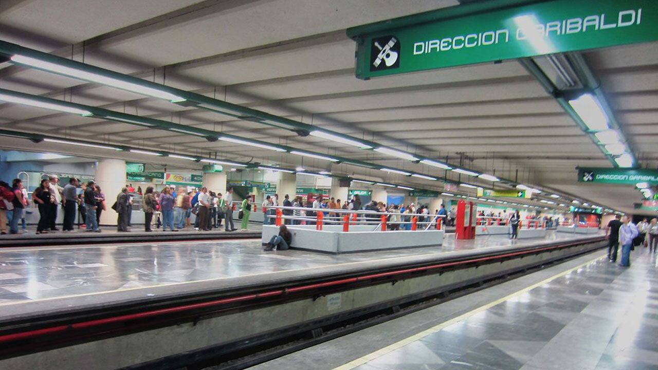 Línea 8 del Metro CDMX