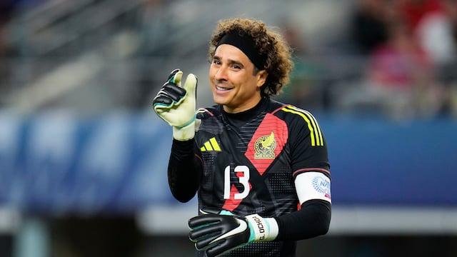 Memo Ochoa publica polémica foto luego de la derrota de la Selección Mexicana