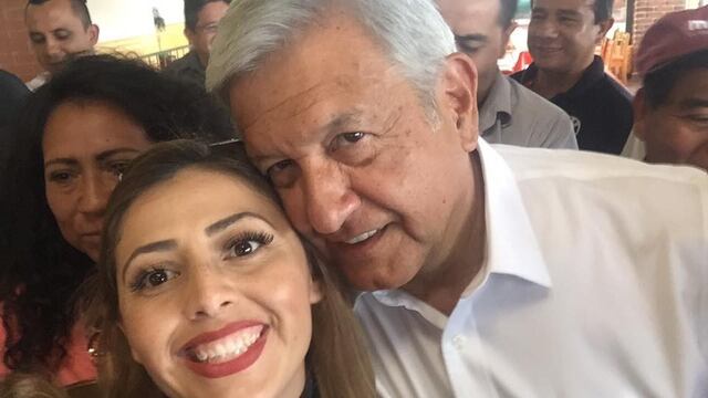 Nancy Gómez y Andrés Manuel López Obrador