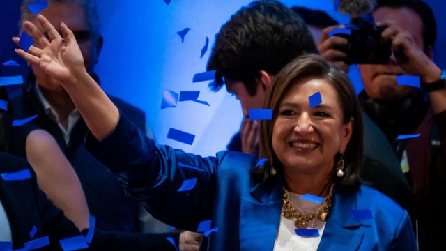 Xóchitl Gálvez, candidata a la presidencia de la república por la alianza PRI-PAN-PRD, recibió su constancia como candidata del PAN