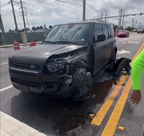 Julián Gil sufre accidente automovilístico en Miami