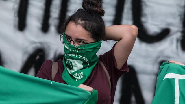 Aborto sí va en caso de violación, avala la SCJN