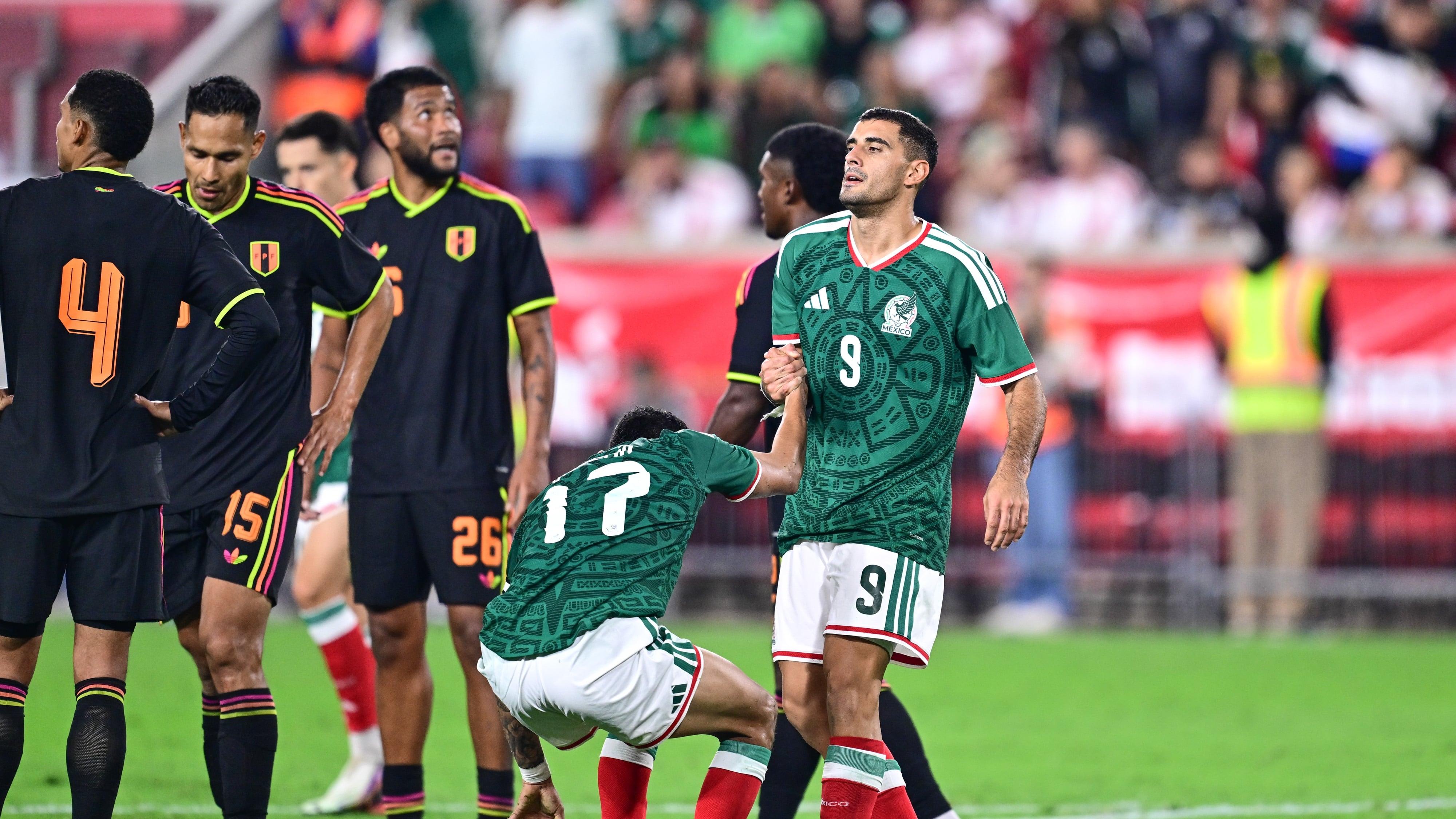 México iguala ante Perú y Rafael Márquez liga su segundo empate