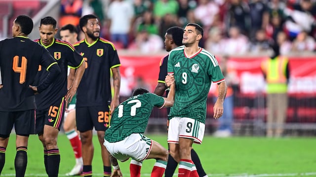 México iguala ante Perú y Rafael Márquez liga su segundo empate.