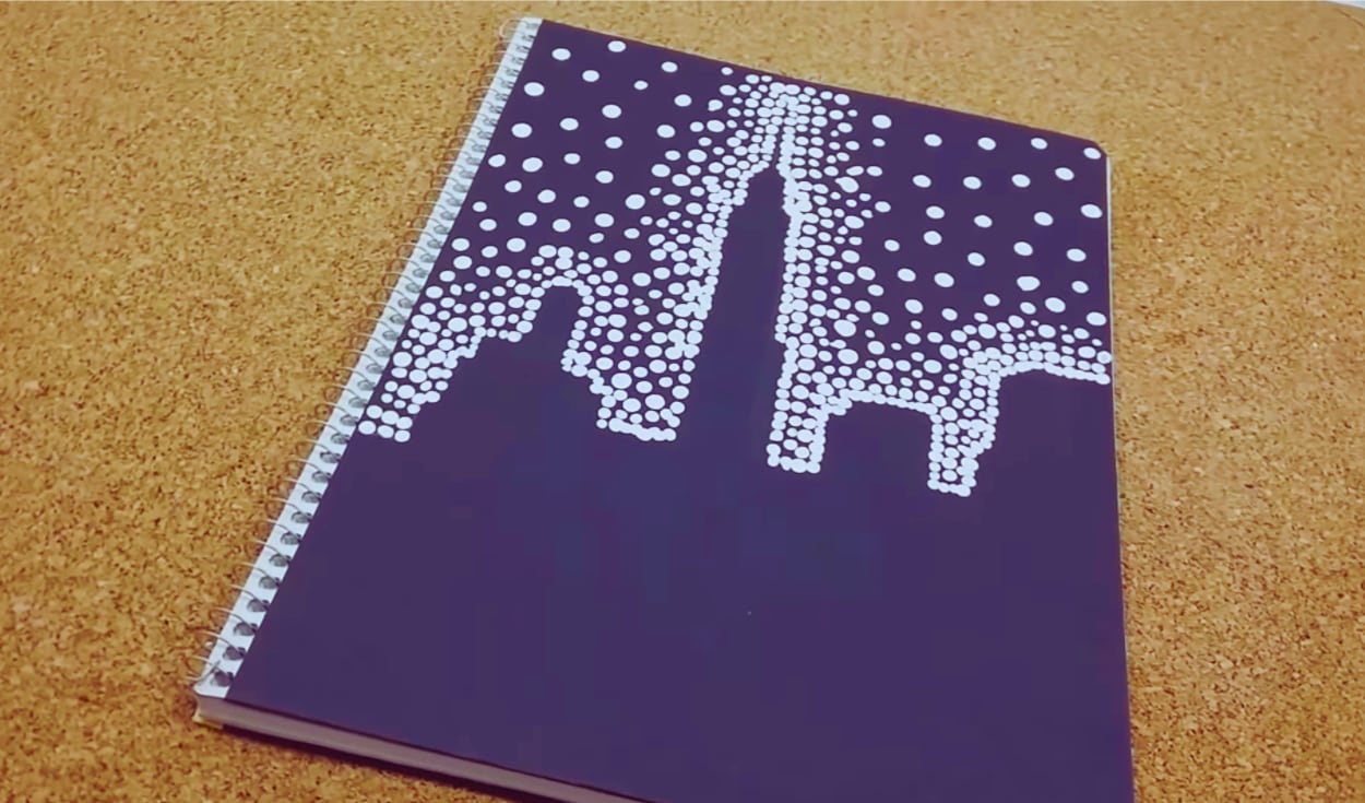 Forro de libreta con pintura blanca