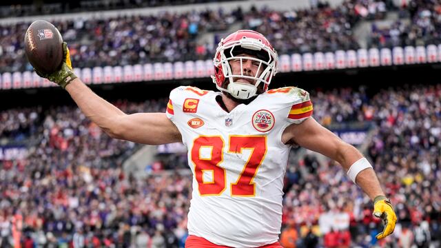 ¿Travis Kelce le pedirá matrimonio a Taylor Swift en el Super Bowl 2024?