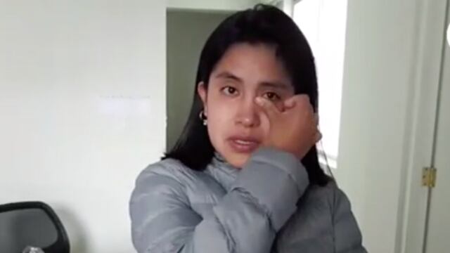 Le roban tesis completa y ella ofrece una recompensa para recuperarla