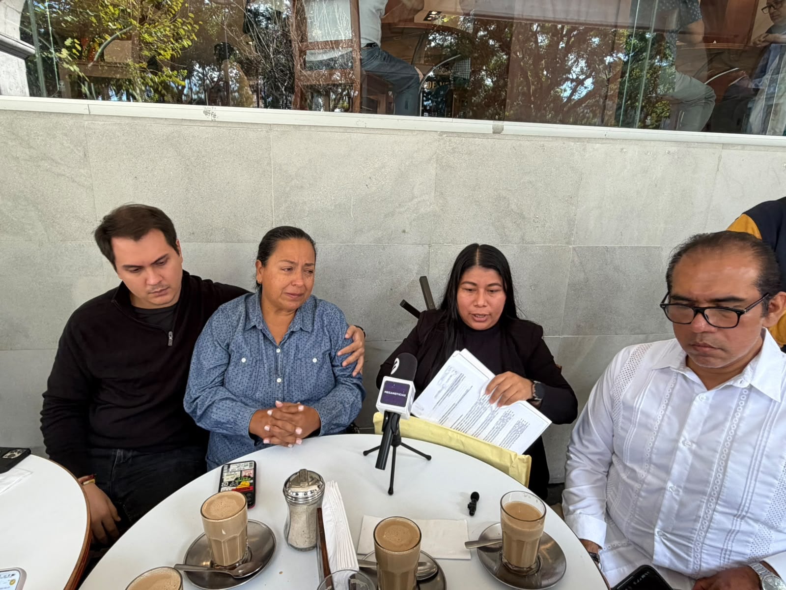 Madre de Frida Narayana pide justicia y denuncia irregularidades en su proceso.