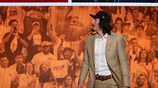 Jaime Jáquez Jr. fue seleccionado con el pick global número 18 por el Miami Heat.