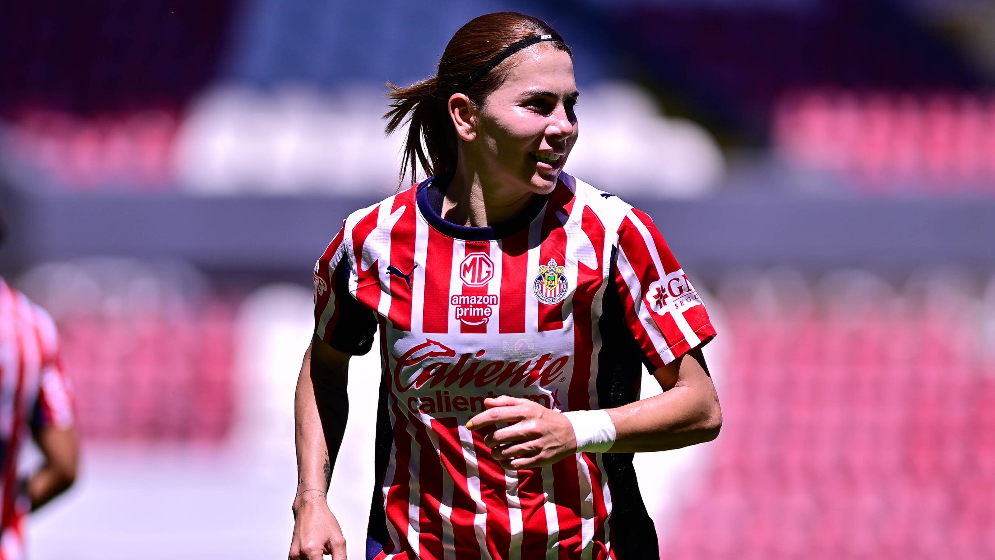Chivas y Pumas se Enfrentan en Clave Duelo de la Jornada 14 de la Liga MX Femenil
