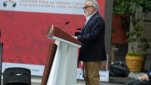 Los 43 normalistas desaparecidos de Ayotzinapa nunca estuvieron juntos: Encinas