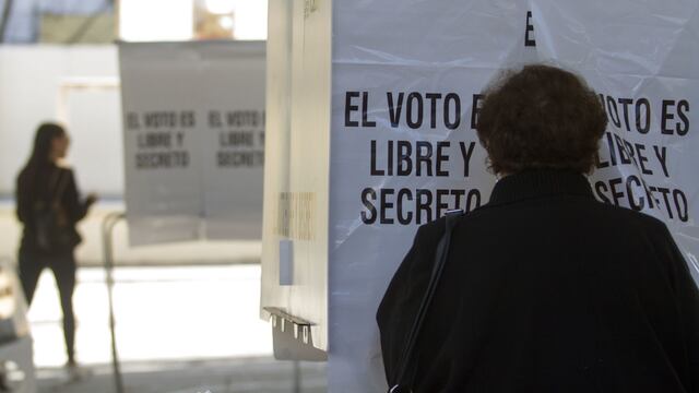 Votación en urna