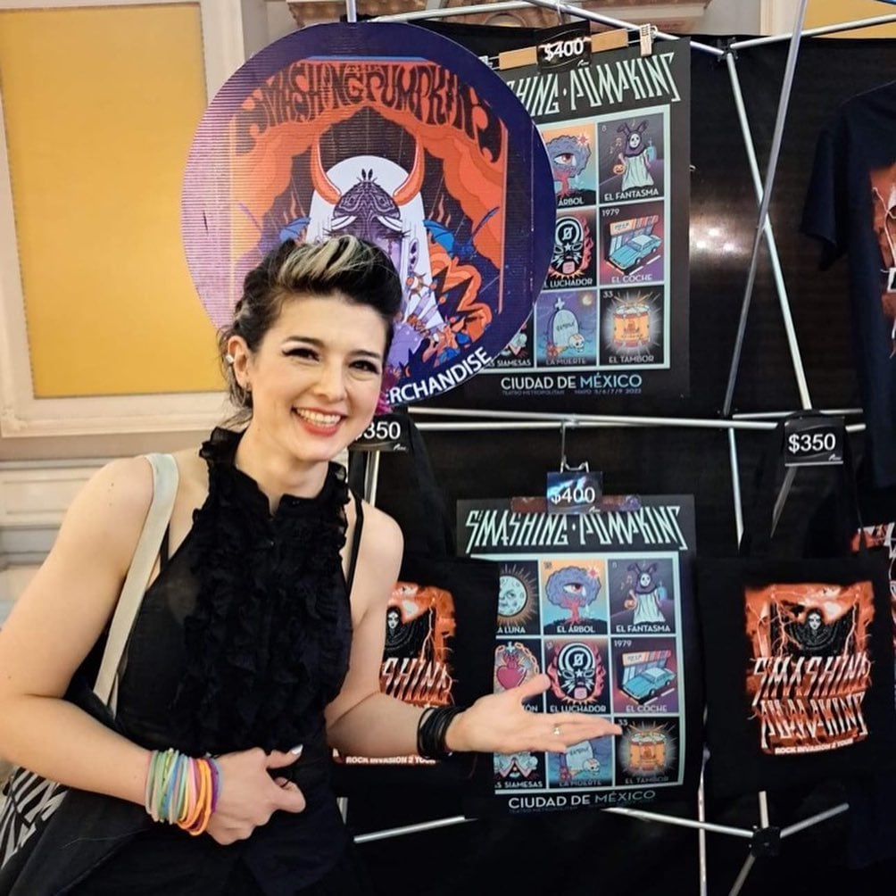 'Lady Love' con la merch de Smashing Pumpkins