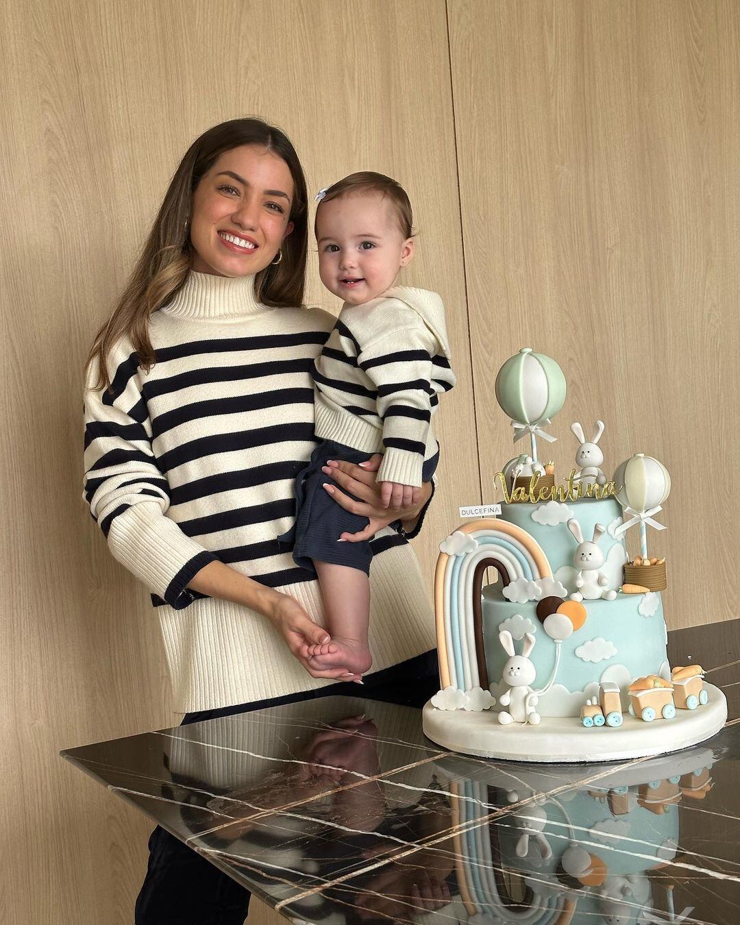 Natalia Merino, la influencer Cinnamon Style con su hija Valentina.