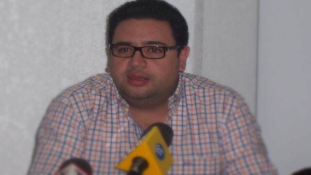 Noé Castañón, senador del PRI