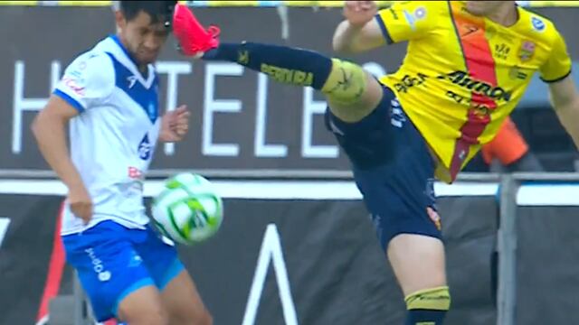 Brutal patada en Liga de Expansión