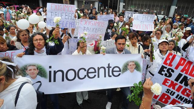 Protesta por arresto del padre Francisco Javier.