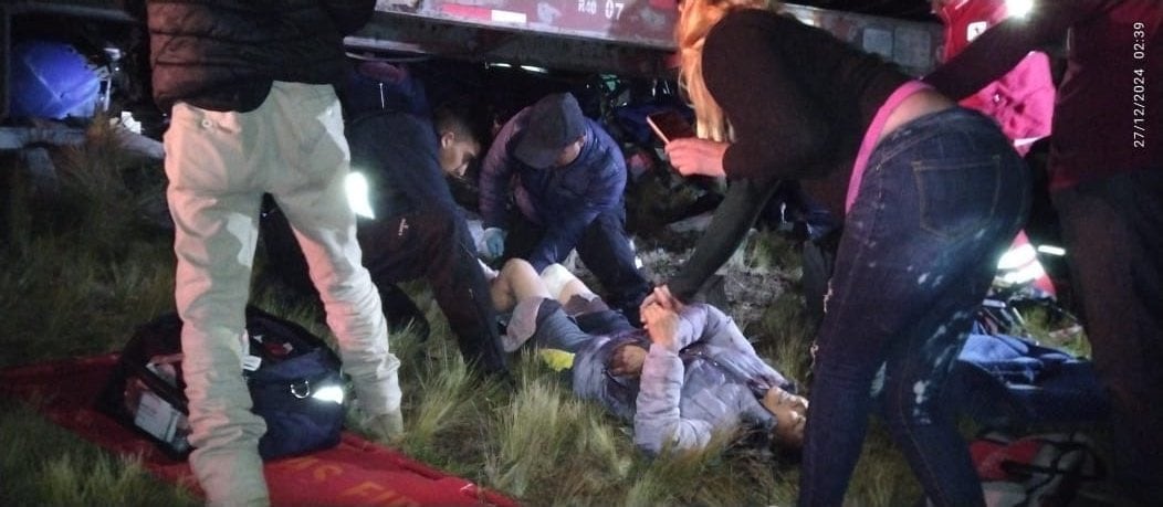 Accidente de autobús en Veracruz: Camión de ADO choca contra tráiler