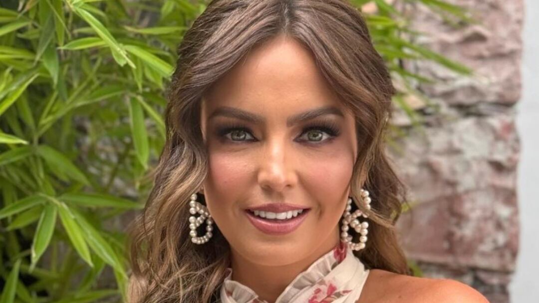 Karla Díaz presume sus atributos y hasta creen que se operó los senos