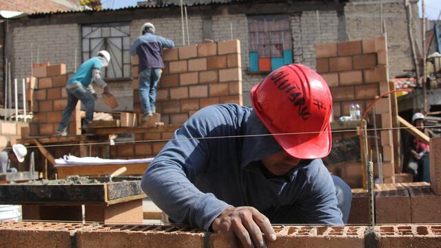 Construcción. AMLO anuncia inversión.