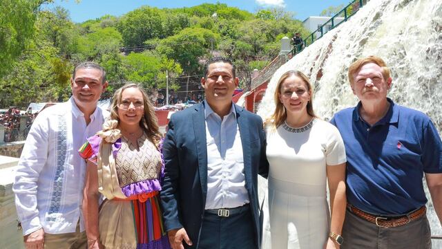 Diego Sinhue Rodríguez conmemora Fiesta de Apertura de Presa de La Olla