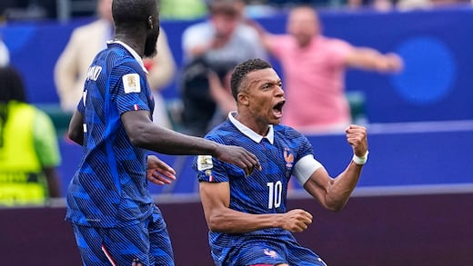 Mbappé marca doblete y lidera victoria de Francia ante Irak