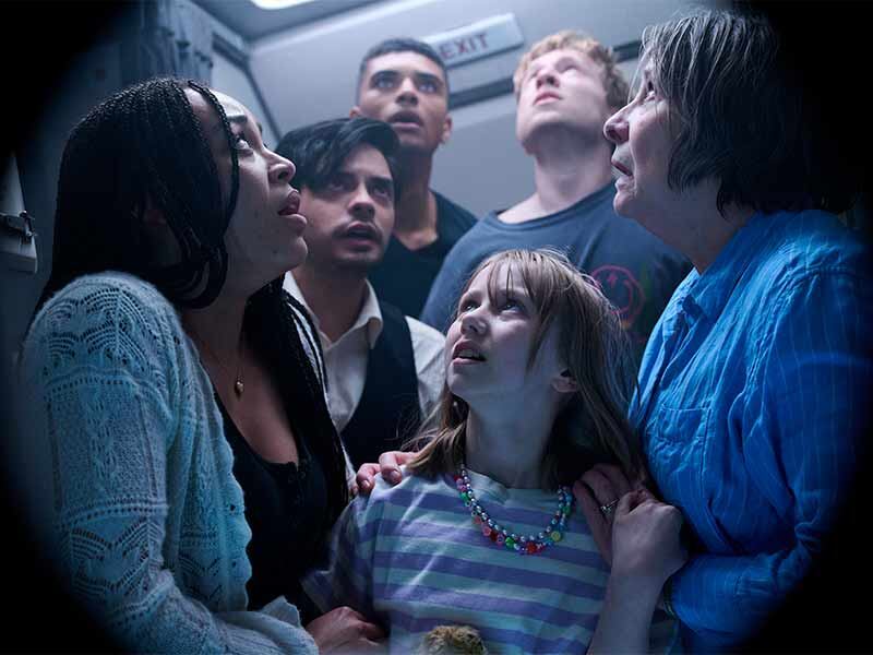 Atrapados en lo profundo, película de suspenso