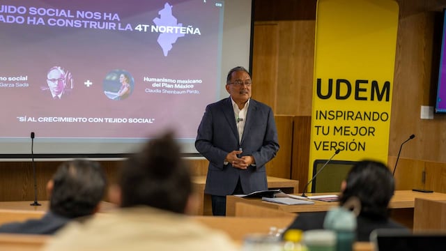 Andrés Mijes comparte con estudiantes de la UDEM el modelo de reconstrucción del tejido social en Escobedo.
