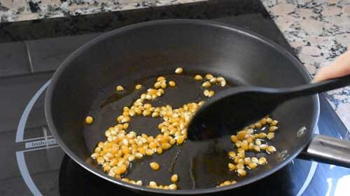 Aceite bien caliente a la hora de hacer tus palomitas