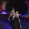 Yuridia ondeó con mucho orgullo la bandera LGBT en el Auditorio Nacional
