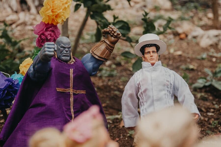 Thanos dio consejos al novio.